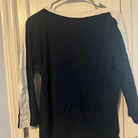 Navy White 3/4 Sleeve top with accents. So cute and perfect to dress up or down! - Picture 5 of 11